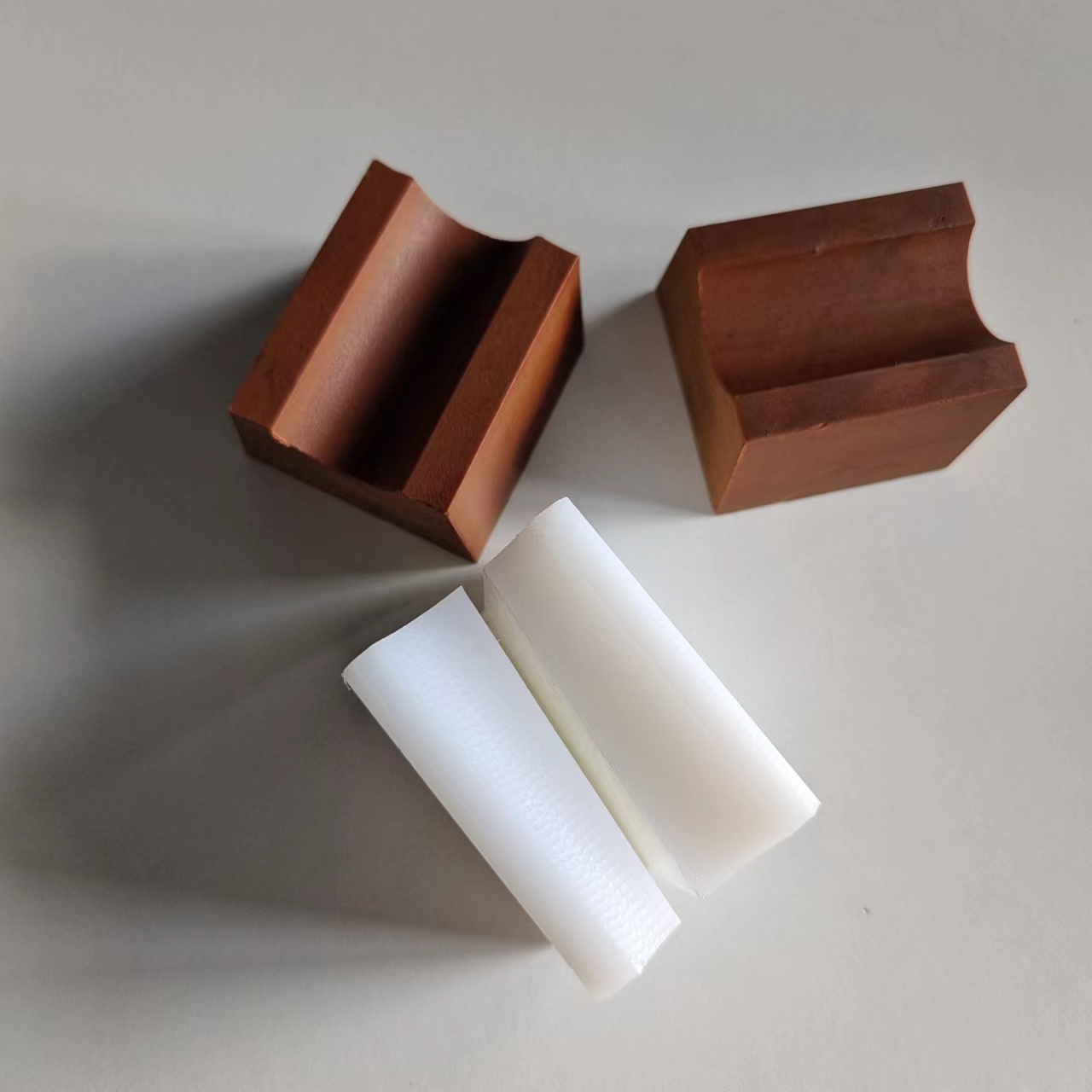 http://guomengnengyuan.com/index.php?r=default/column/index&col=product